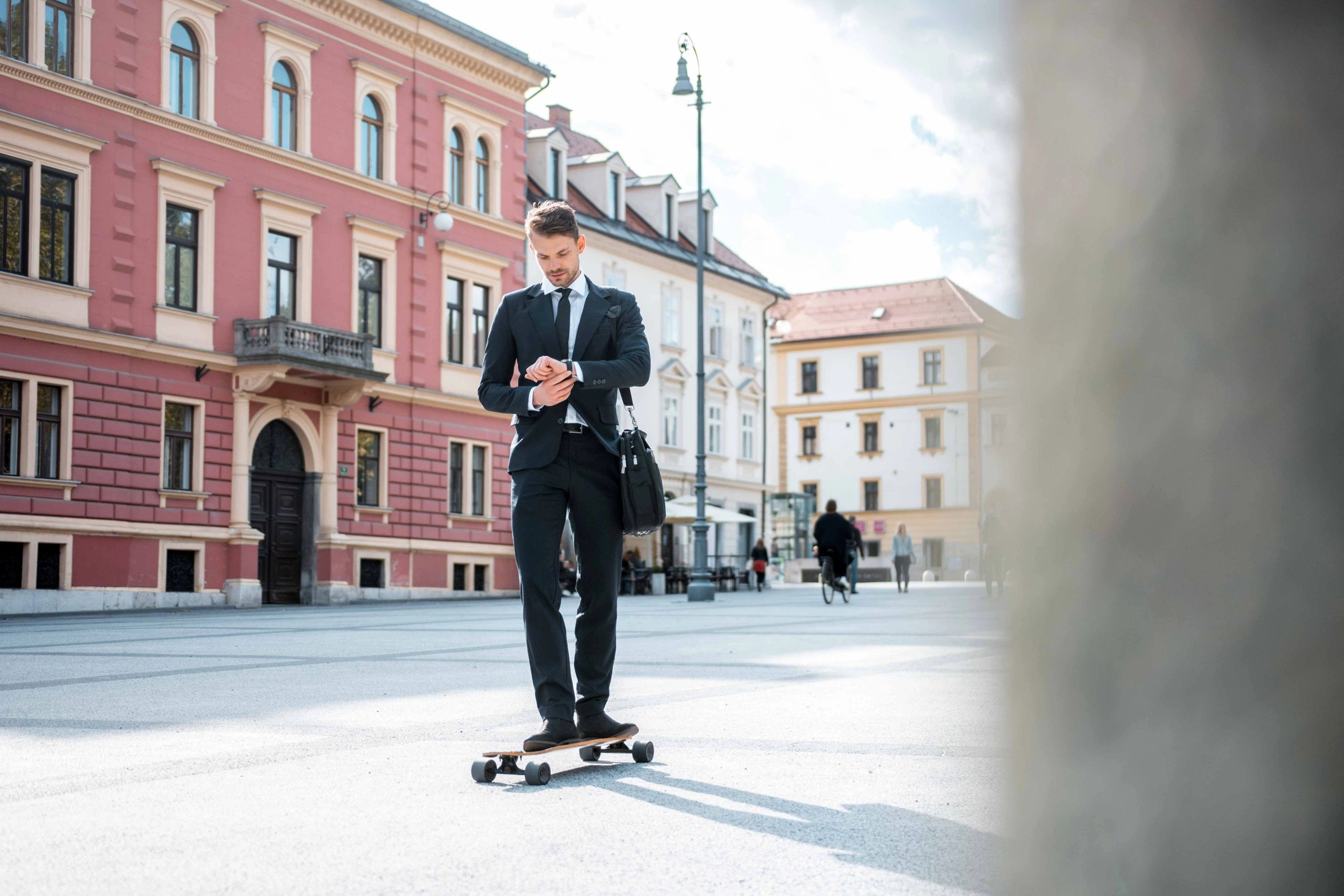 e-skateboard city commute technology